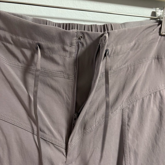 Indyeva Shorts - Picture 3 of 8